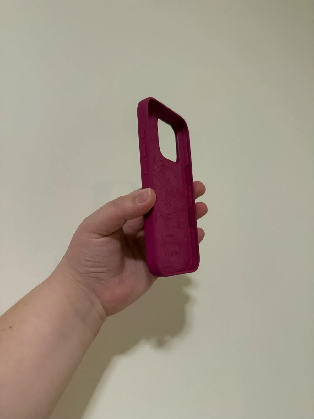 Apple Silicone iPhone 16 Pro Case in Magenta Pink